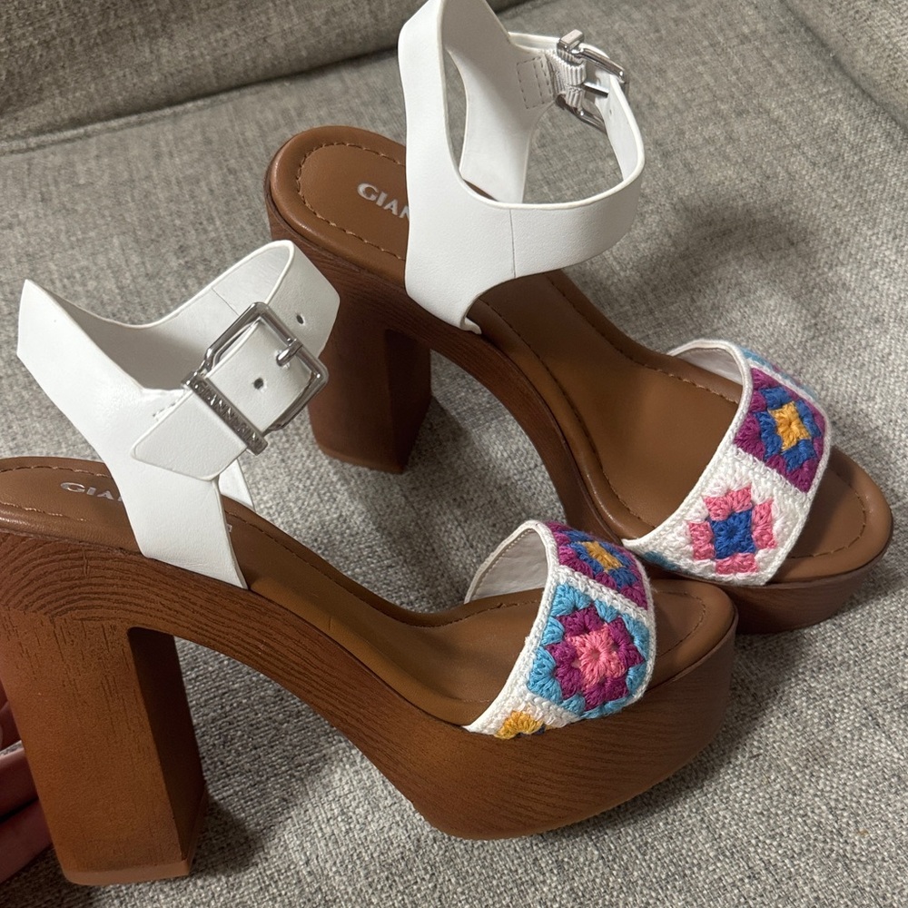 Gianni Bini White & Brown Platform Sandals with Multicolor Crochet